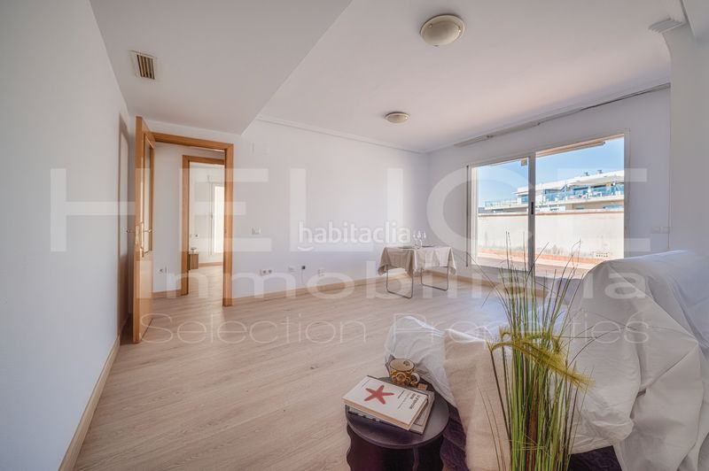 Foto 15c112b8-e193-4252-ad8e-f7a8826a1645. Àtic amb calefacció aparcament piscina a Valterna Paterna