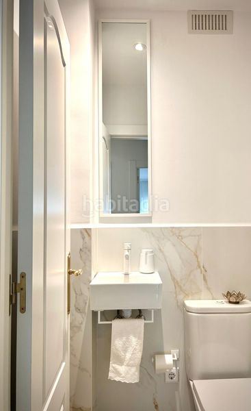 Foto 41c2601b-104d-487c-9570-1403c3a66c25. Rent flat with heating in Centro Gijón
