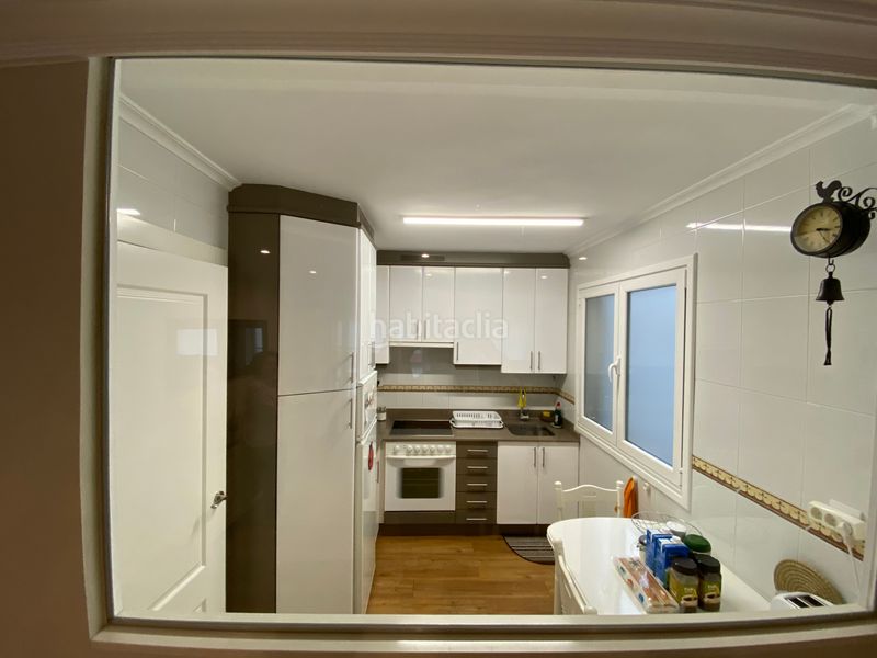 Foto 4b89f20c-b489-4be9-abf2-b9a6cad3010d. Rent flat with heating in Centro Gijón