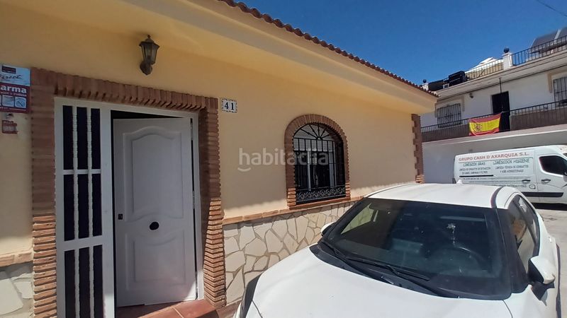 Foto c08345fa-2bd9-4a2c-b8f3-e985cf9e8e8d. Xalet amb xemeneia piscina a Camino Algarrobo - Las Arenas Vélez - Málaga