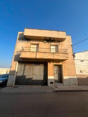Maison  Calle guadalajara 8. Casa de 140m² en linares con terraza y azotea