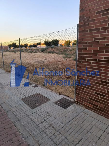 Foto 4d0b43c2-6705-46af-a9ea-54d72f49bc11. Terreny residencial a Almendralejo
