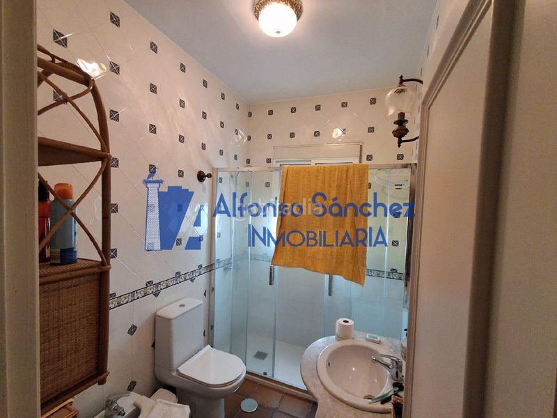 Foto e9603b89-45ba-4fc8-87f5-128327b1f15a. Xalet amb aparcament a Almendralejo