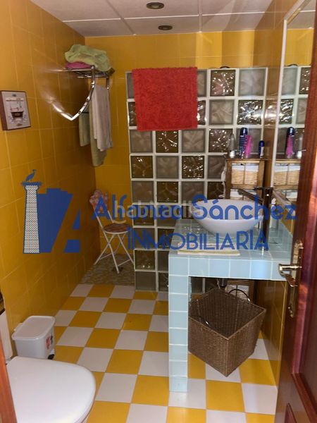 Foto 36986659-7191-49d1-913b-f76d52f73923. Piso  espolon en Almendralejo