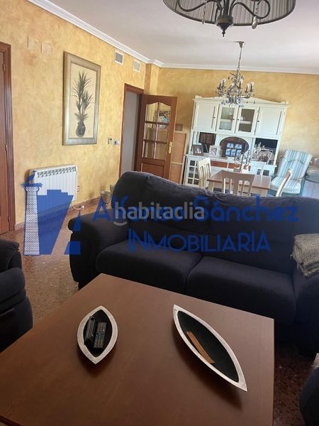 Foto 99ae9fd0-03a7-418d-bfe8-0199789a08bf. Piso  espolon en Almendralejo