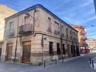 Edifici en Calle de los mostenses 6. Edificio de uso mixto en venta en calle de los mostenses