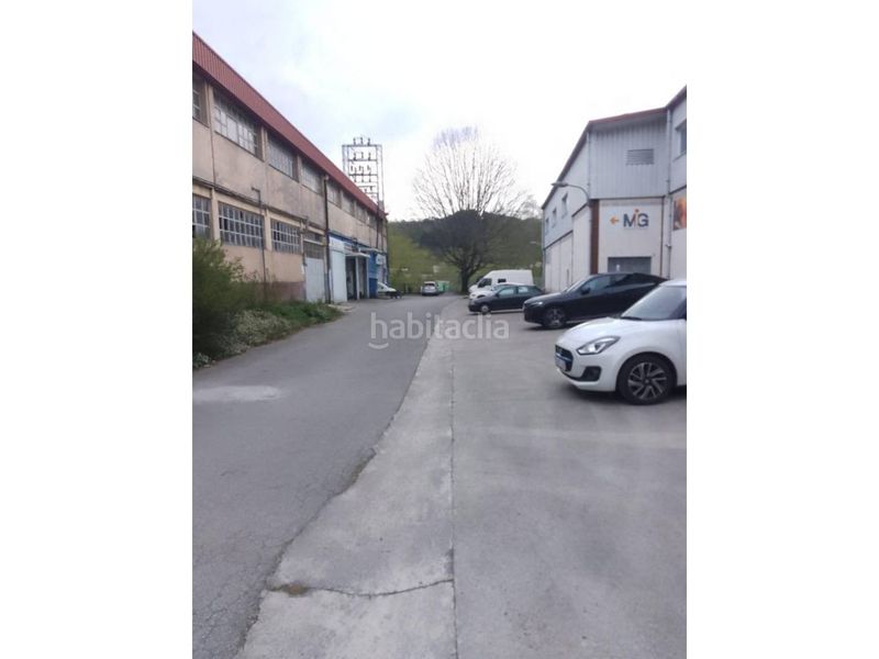 Foto e608fe89-29dc-4928-9eff-36b9f5701107. Nau industrial a Usurbil