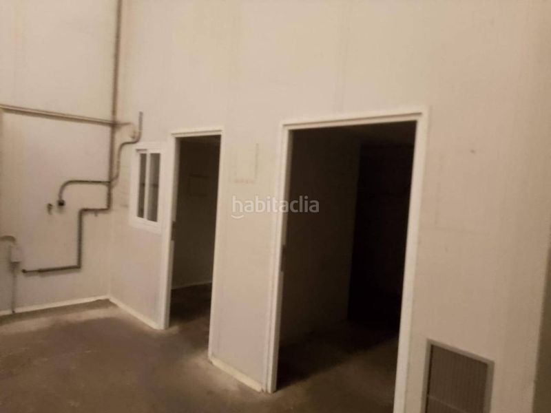 Foto ebf00898-01c5-4746-a7e1-037e0378781f. Nau industrial a Usurbil