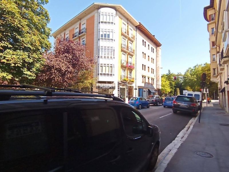 Foto a94c3c82-d063-4779-abd0-7d850e873280. Geschäftsraum in Lovaina Vitoria - Gasteiz