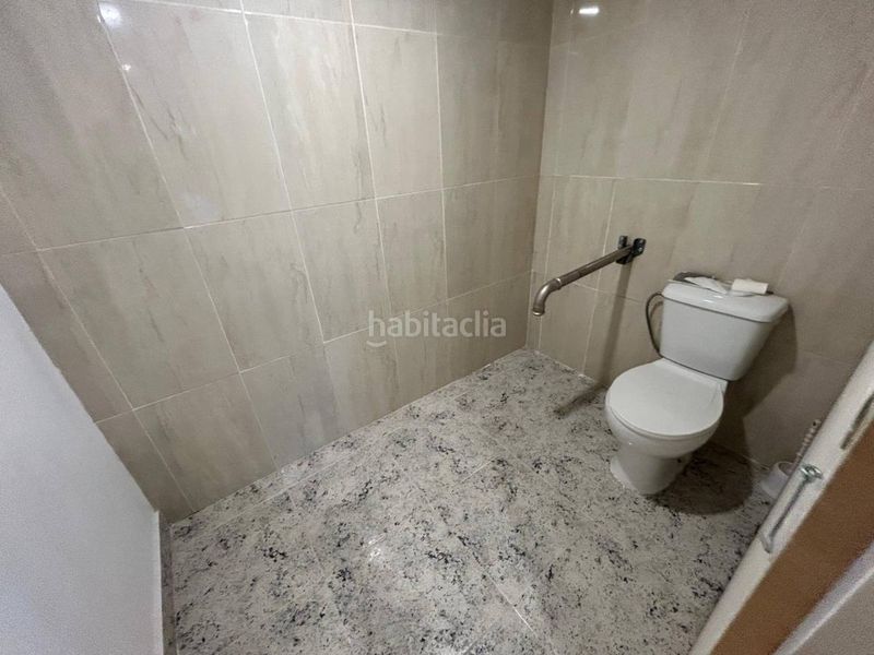 Foto 7e41b01d-9697-4851-a156-f43927a589ba. Local comercial a calle hamarretxeta 2 a Pasaia