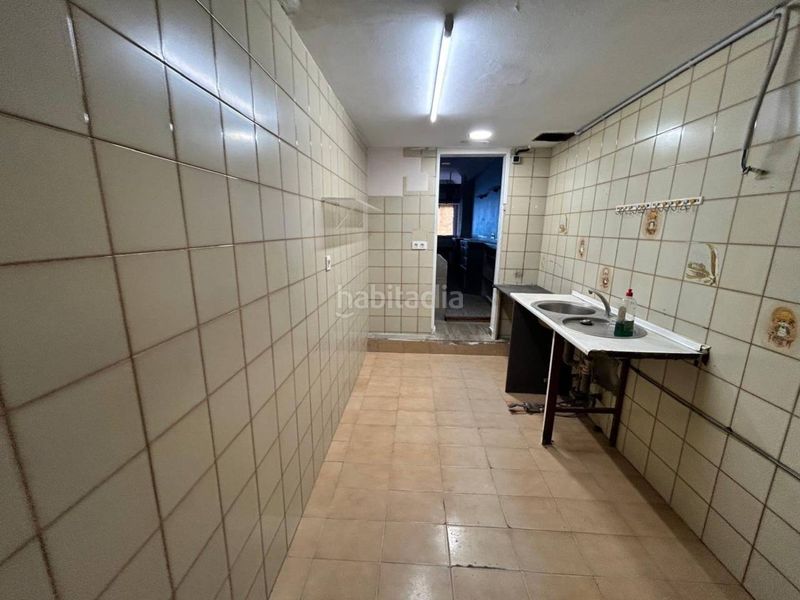 Foto b77c90bd-be5e-47b9-8571-9ceb2ba8a6c6. Local comercial a calle hamarretxeta 2 a Pasaia