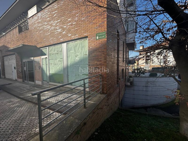Foto ec46e15c-f09f-4238-a527-e7bd1efbb5e6. Local comercial a Astigarraga