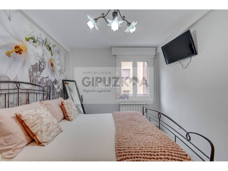 Foto 53837824-1820-4bf6-8d9f-e1ae97074116. Flat with heating in Hernani