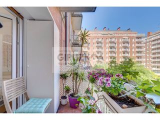 Pis a Calle sagrada familia 2. Venta de cómodo piso reformado en amara berri, san sebastián