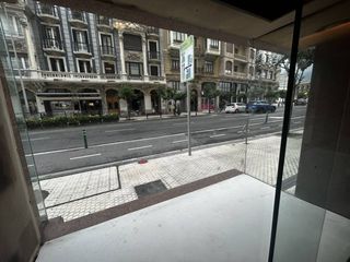 Local Comercial a Paseo Colón 3