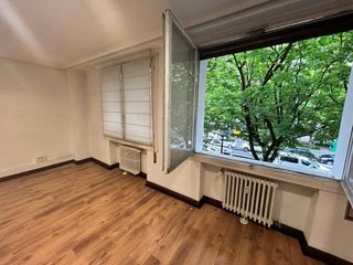 Local Comercial en Calle SANCHO EL SABIO