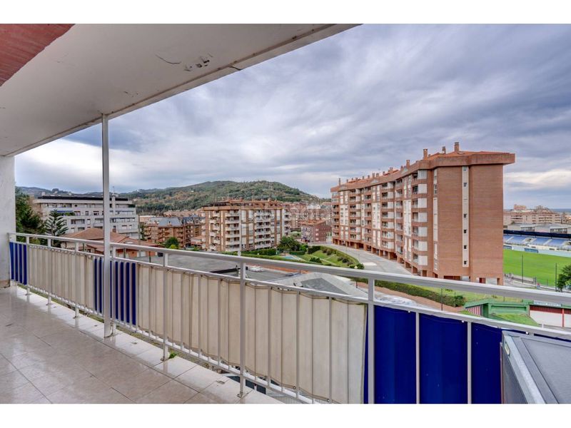 Foto 065a5abf-02a6-45ac-8c97-b1bcda8cb3da. Rent flat with heating parking in Cotolino Castro - Urdiales