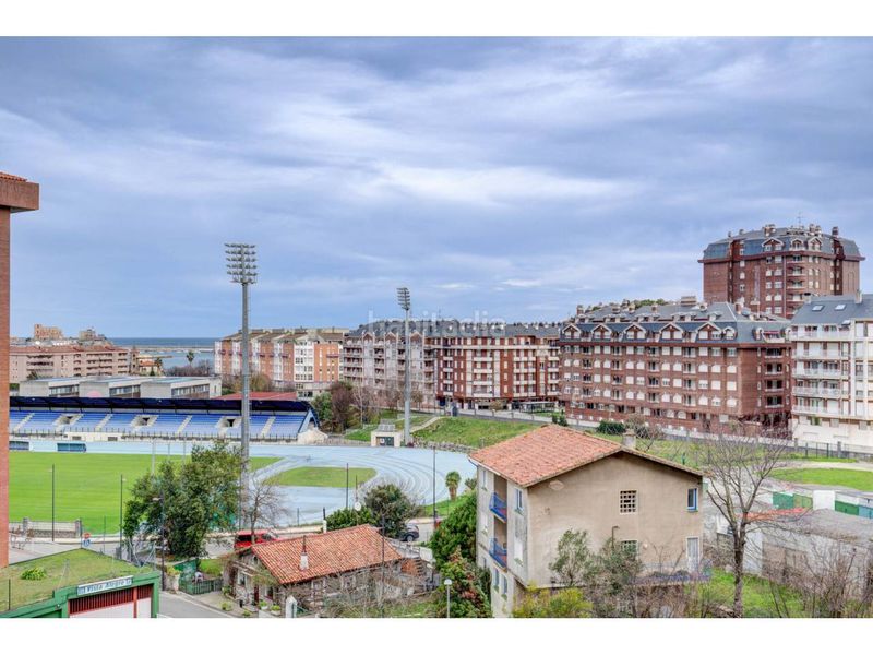 Foto 35dc2a61-eb2b-4105-a082-1da8e04bc41f. Rent flat with heating parking in Cotolino Castro - Urdiales