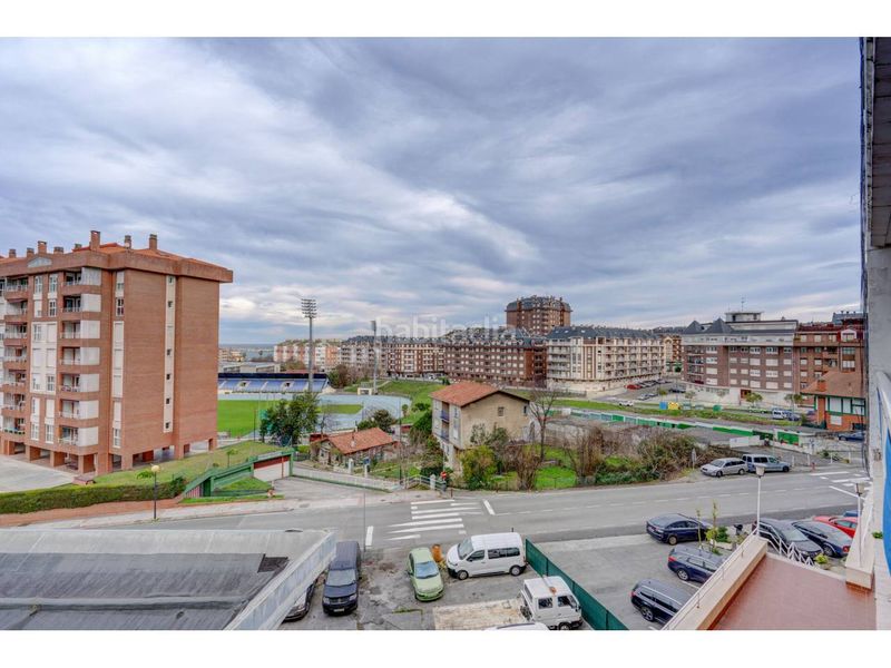 Foto 573e1da3-6f01-47a3-b6d3-64d890cd45b2. Rent flat with heating parking in Cotolino Castro - Urdiales