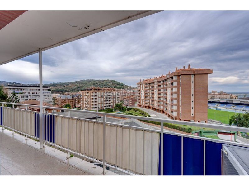 Foto bdead3f5-2474-4f9d-96e2-06f8ca8cbf62. Rent flat with heating parking in Cotolino Castro - Urdiales