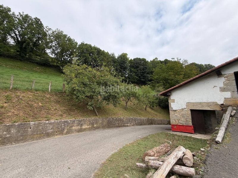 Foto 625693a0-b0a7-4d81-9adc-f346e9027de5. Haus mit parking in Hernialde