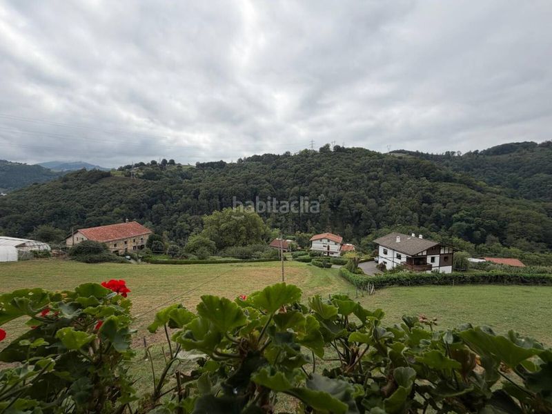 Foto b5b9477b-f16b-49d1-8823-70e32fd505a4. Haus mit parking in Hernialde