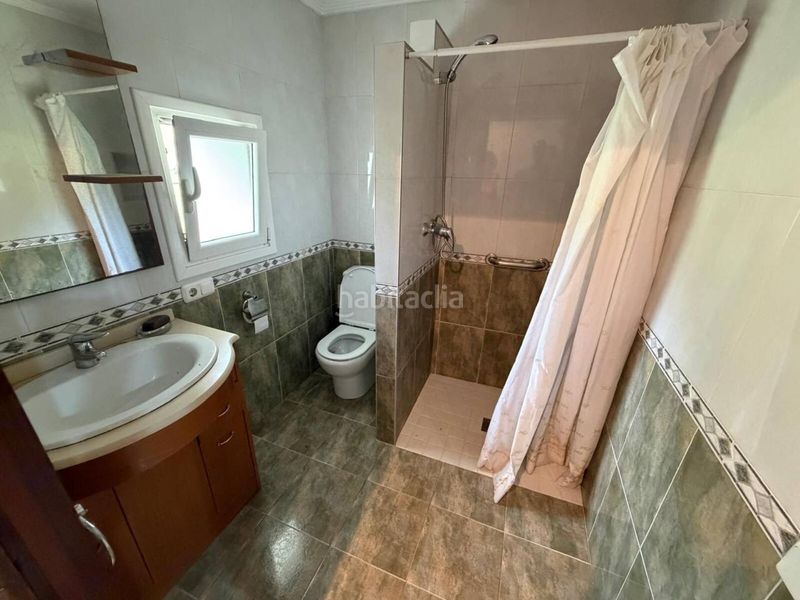 Foto f336198b-4207-46d2-8970-aabd4dfaa9c5. Haus mit parking in Hernialde