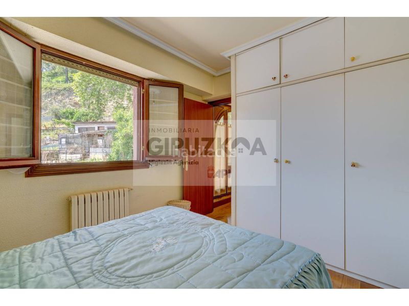 Foto 52eb054a-d103-4b3c-9741-7d95549473c7. Casa adossada amb calefacció aparcament a Lasarte - Oria