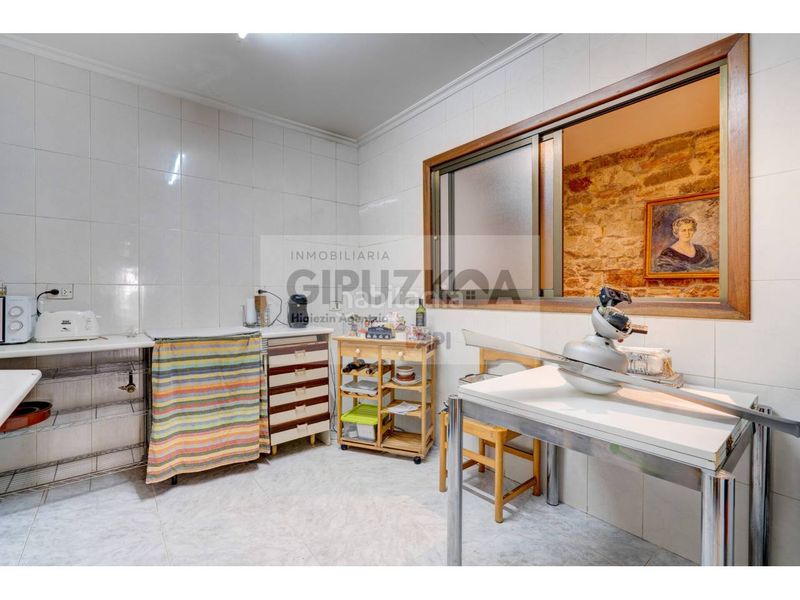 Foto 026a4a75-e36d-4393-b3a6-7df112514011. Pis a Gros Donostia - San Sebastián