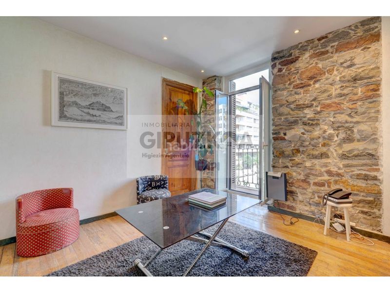 Foto c448ad77-3a53-469b-9ce1-d4d44bda22be. Pis a Gros Donostia - San Sebastián