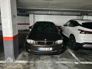 Autoparkplatz in Amara