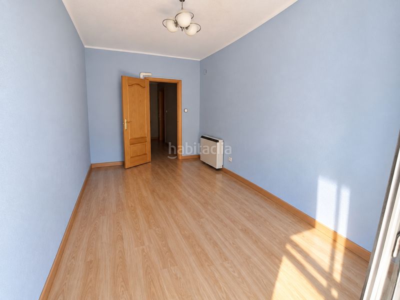 Foto 071ae861-eb6f-401a-a530-a07ab2b8655b. Flat with heating in Portazgo Madrid