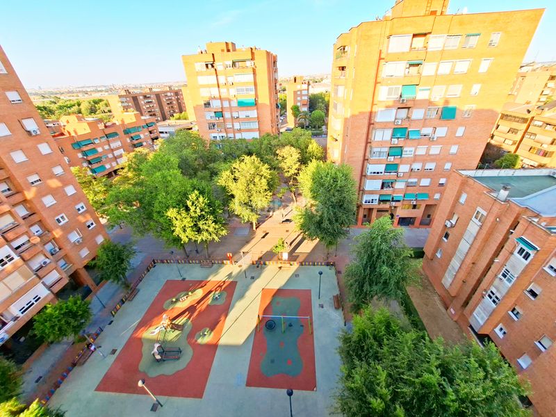 Foto f60ccc95-8f02-42f0-bc76-b71b6327b044. Pis amb calefacció aparcament a El Carrascal Leganés