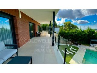 Haus  Paseo serra dels brucs. Casa independiente en matadepera