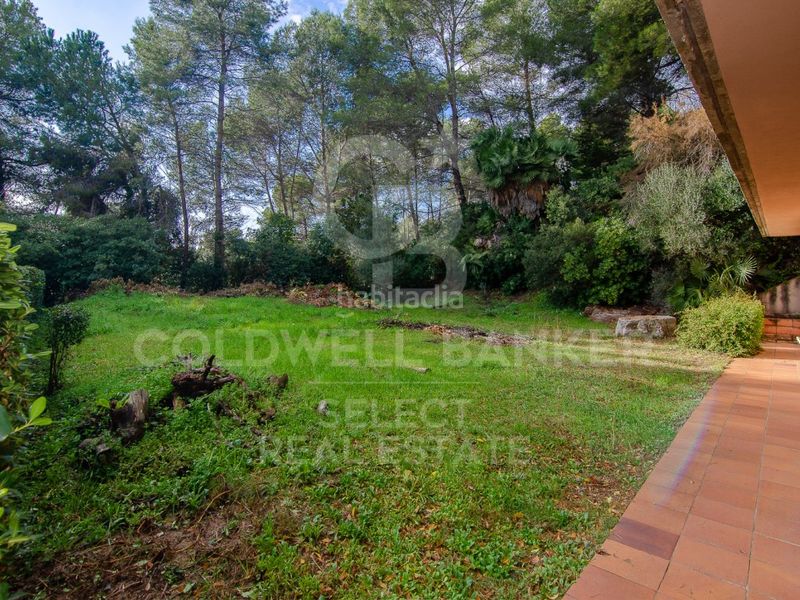 Foto 32b29c17-e5a7-4104-8583-c83462cdaf29. Terreny residencial a Bellaterra