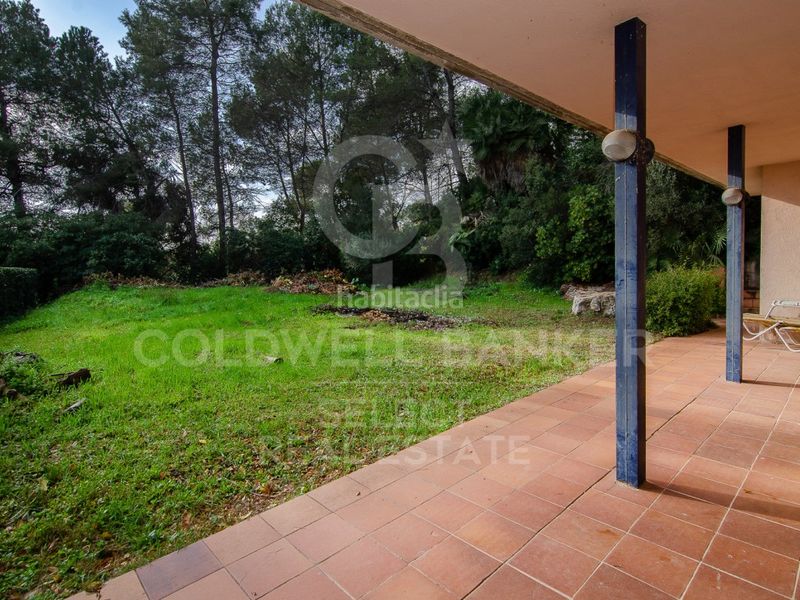 Foto a60d650f-0727-4bc5-a5f2-0018da0f1894. Terreny residencial a Bellaterra