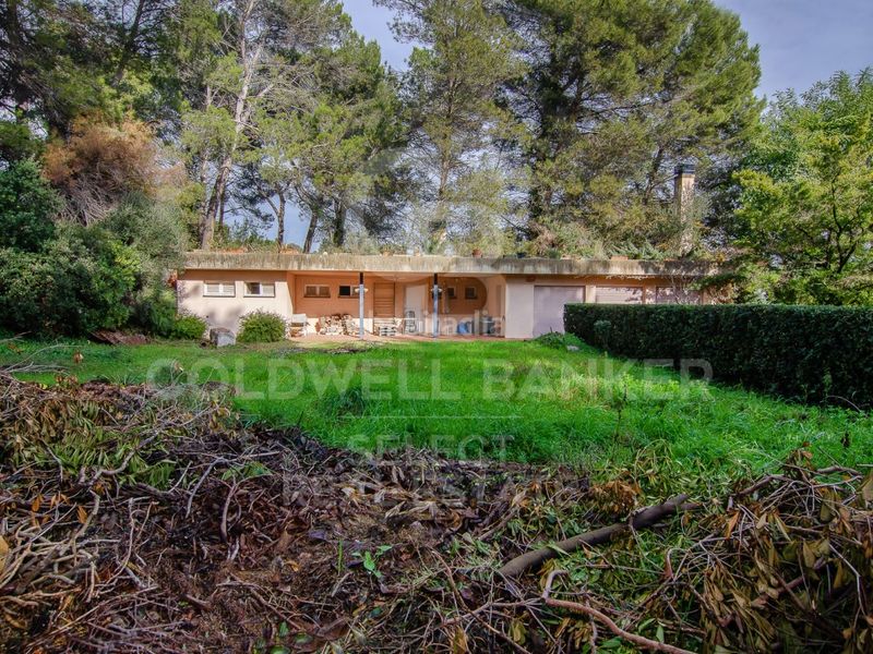 Foto ff5b3e6a-4939-45d8-a48a-328b009ef40c. Terreny residencial a Bellaterra