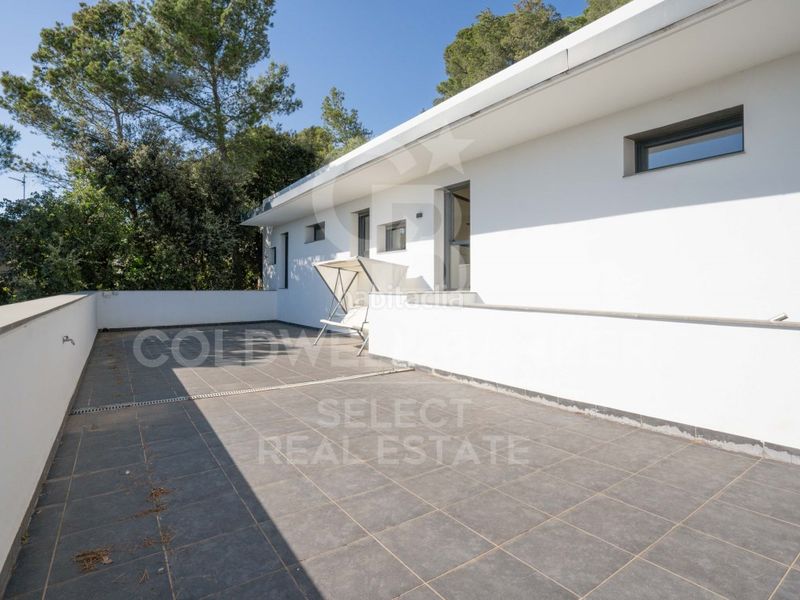 Foto 3d6c774f-ba9f-4f13-bac4-611aec86d320. Maison avec parking dans Matadepera