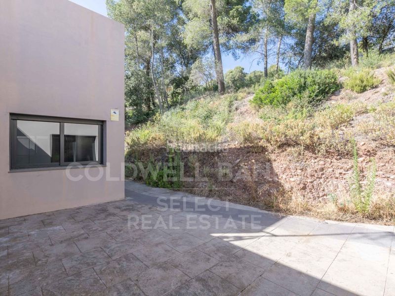 Foto 4296f284-d95d-457d-9bf0-166116176960. Maison avec parking dans Matadepera