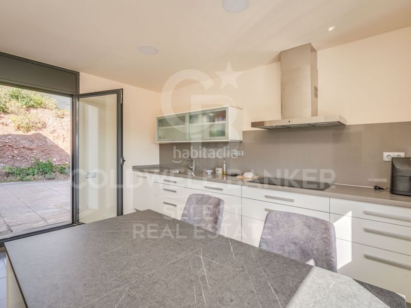 Foto f4863865-a7f0-4927-bcad-dd5bce763fba. Maison avec parking dans Matadepera