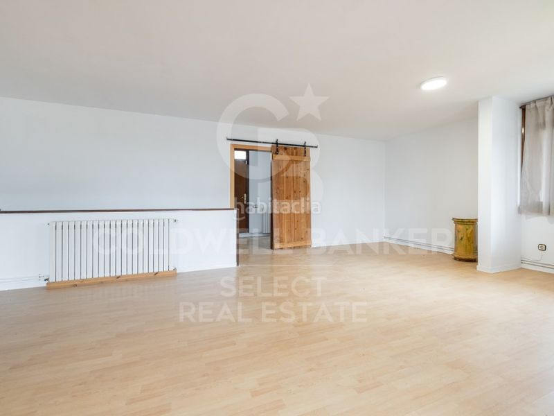 Foto c1b1ada7-f887-402e-b01d-b40d67c2df55. Casa amb aparcament a Matadepera