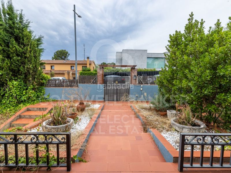 Foto e6b653bd-d408-4f43-abe1-6f34e4c49d06. Casa amb aparcament a Matadepera