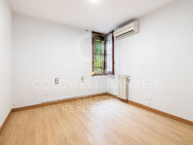 Foto f370a3f4-2365-4582-adac-3b2a4865a737. Casa amb aparcament a Matadepera