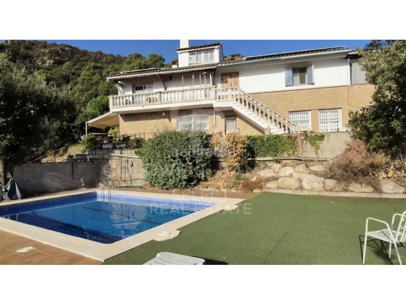 Foto ab972940-d41d-431c-8a4f-bbd4ce3d598e. Haus in Matadepera