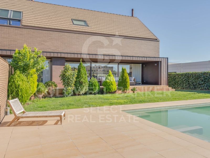 Foto e0f5acd6-d22a-4b1e-8f82-7215aeeb0094. Casa amb aparcament a Matadepera
