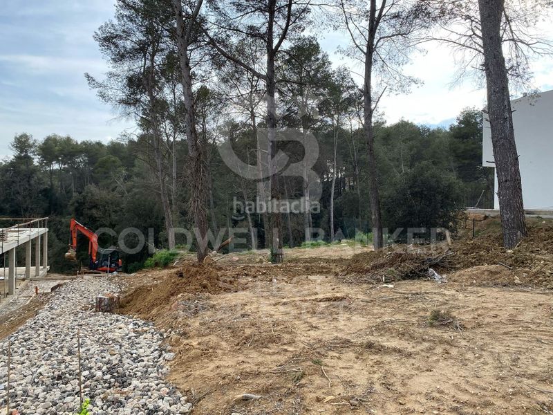 Foto f3f588de-bec7-4fe8-be33-92e73cdd14db. Terreny residencial a Bellaterra