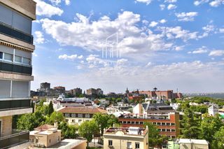 Affitto Appartamento  Santiago rusiñol. Piso en alquiler en moncloa