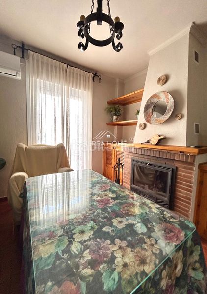 Foto d8599850-c1d4-40e4-bf6a-cd4142e97456. Pis amb xemeneia a Grazalema