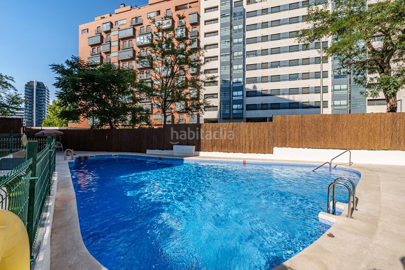Foto 6c74c4bb-f6ab-440c-8c00-03a2ce851d69. Pis amb calefacció aparcament piscina a Valdezarza Madrid