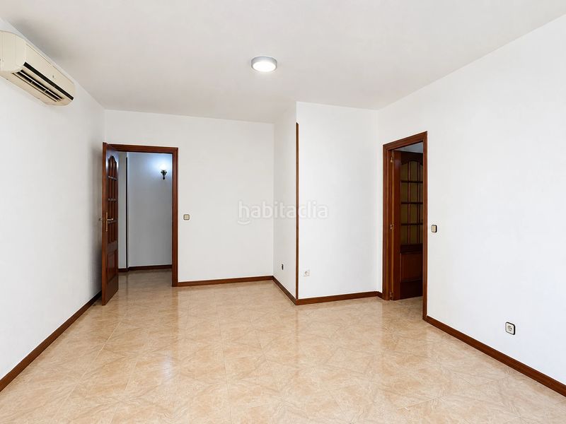 Foto 1a17cb61-64ab-425e-9e97-3ae6a9326efe. Appartement dans Palomeras Bajas Madrid